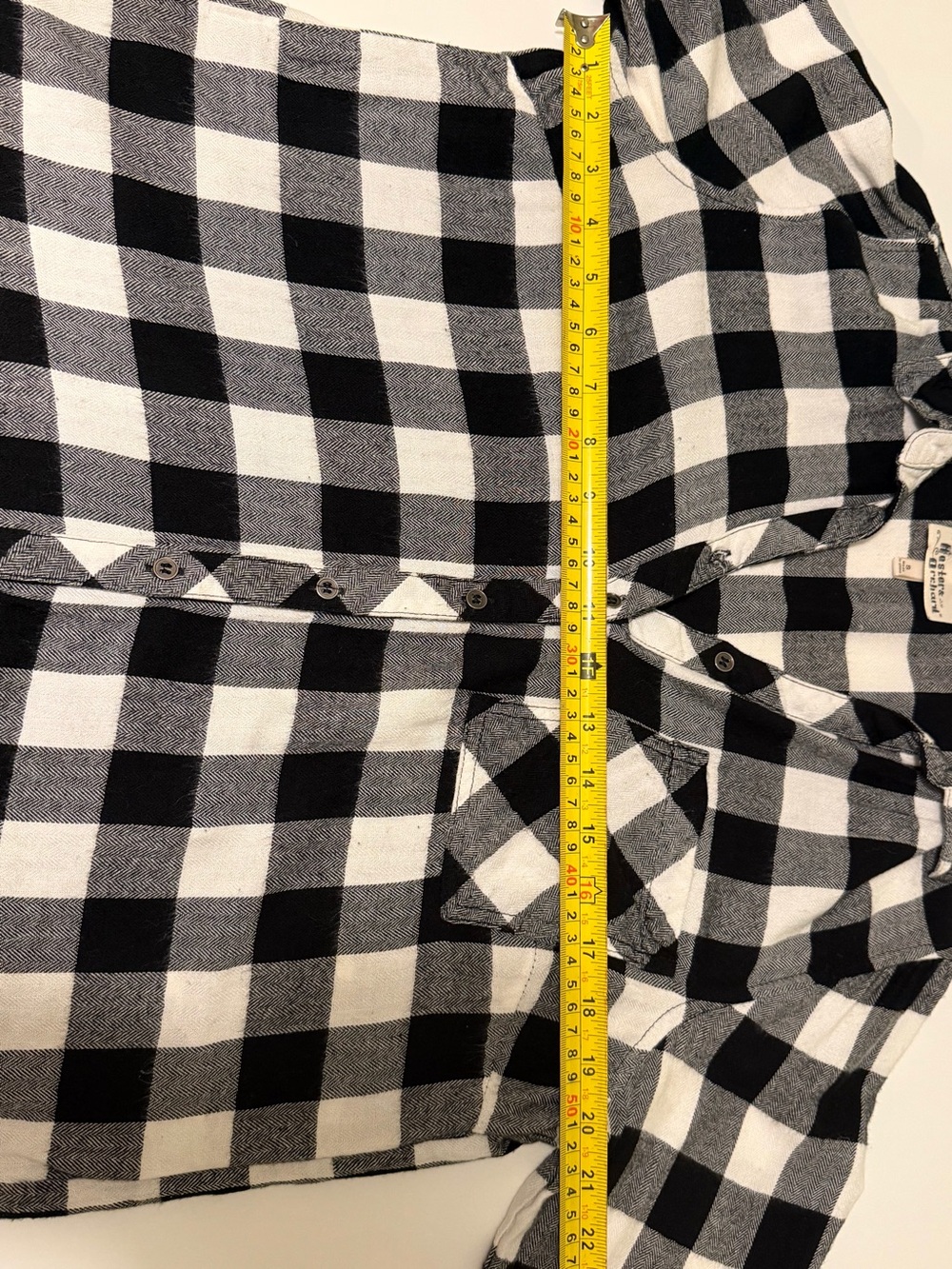 Hester & Orchard Women’s Black and White Buffalo Plaid Flannel Button-Up Shirt - Picture 5 of 7
